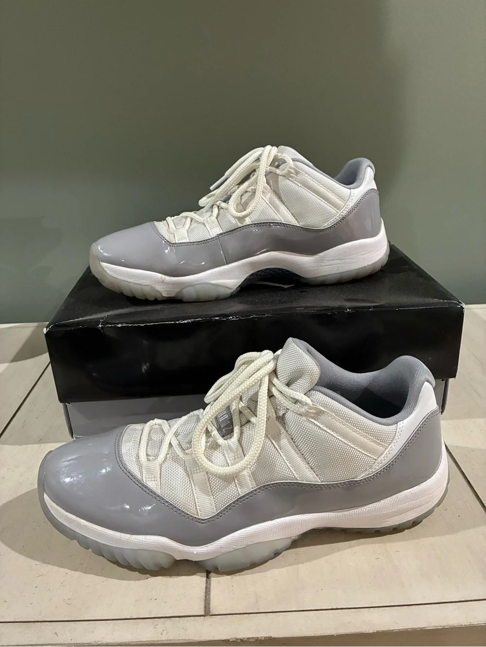 Jordan 11 Retro Low-Top Sneakers in White and Cement Gray size 11 with box